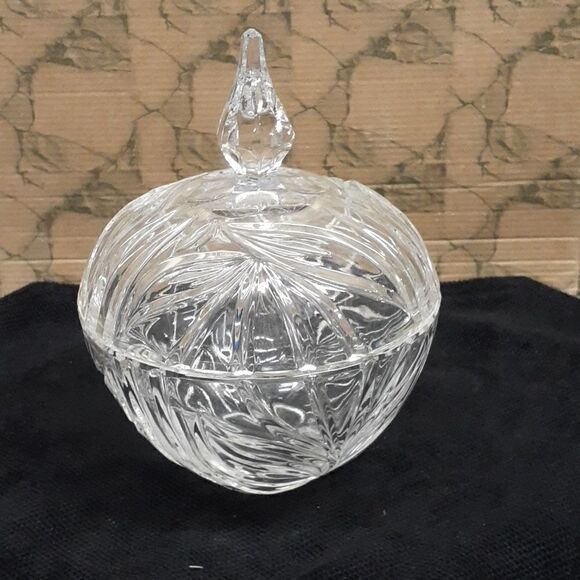 Anna Hutte German-made "BLEIKRISTALL" lead crystal Bowl/ Candy Dish with Lid - Picture 1 of 7